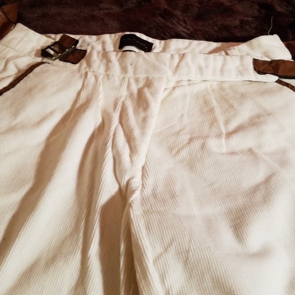 Limited white corduroy capris